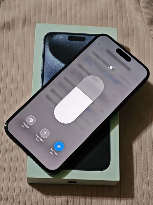 iPhone 15 Pro Max 256 gb ёмкость 89