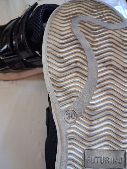 Кроссовки 28--30---31 размеры