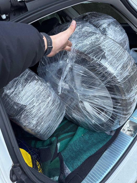 RATE/FINANȚARE Mercedes Benz W212 E class 144000km E200 CGI Avantgarde