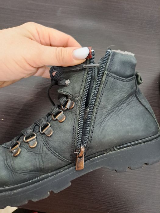 Ботинки для мальчика 37 р.