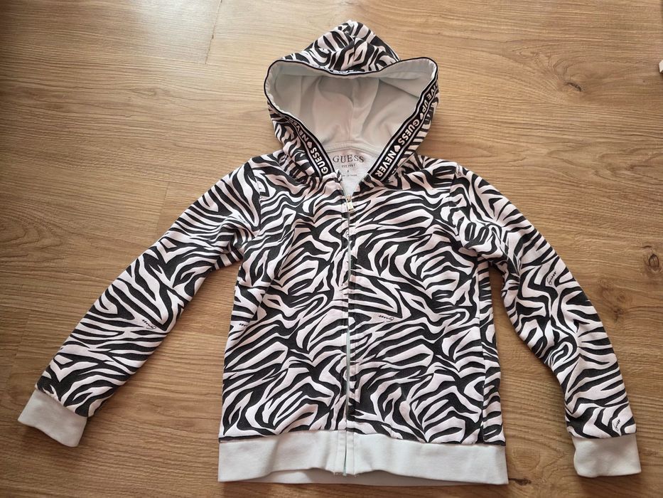 Дрехи за момиче с  размер 4-5год Zara, Mayoral, LC Waikiki, H&M, ини