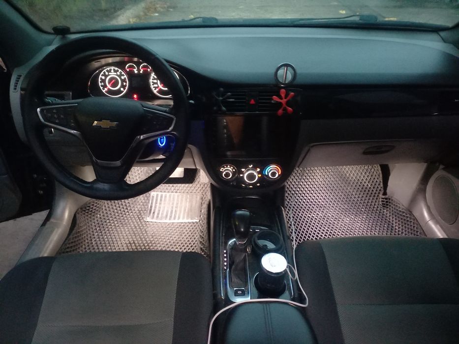 Chevrolet Jentra 2022 yil kraskasi yuq top toza