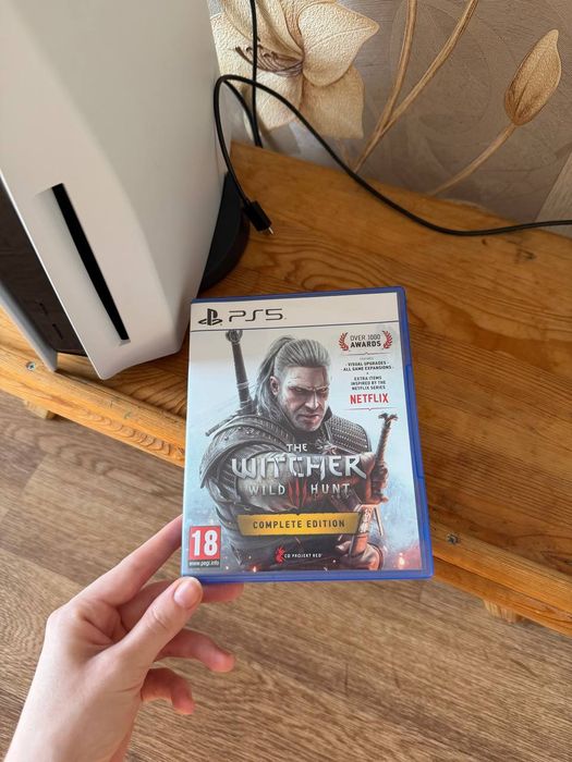 Продам PlayStation 5