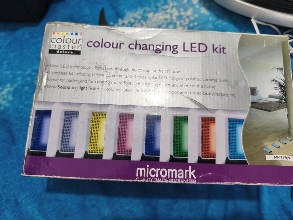 Leduri lumini colorate