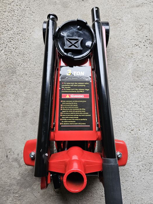 Cric hidraulic auto 3 T nou.