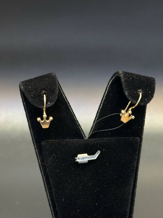 Золото 585  Серьги Масса: 1,3