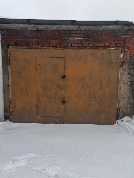Продам гараж в 10 обществе.
