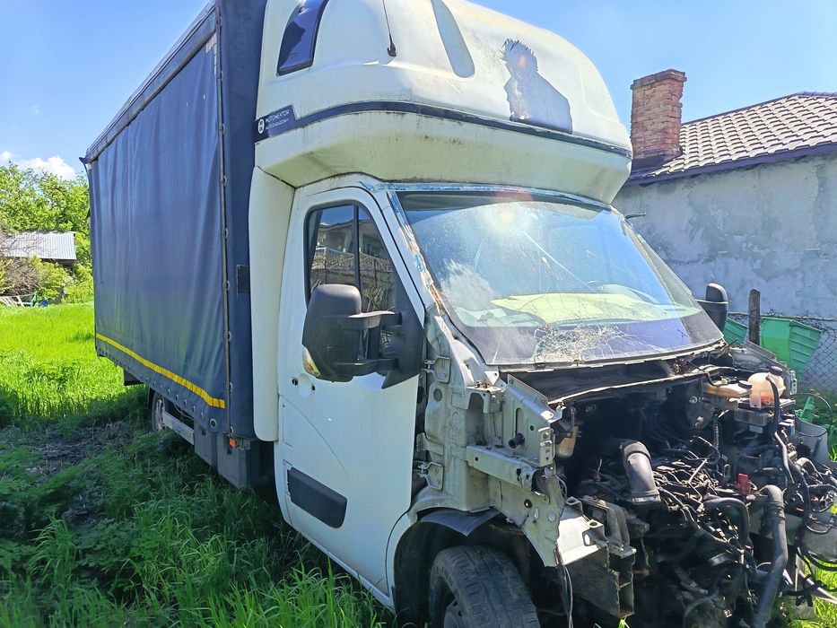 Renault mastar  motor 2.3