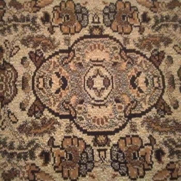 Covor nou- Dimensiuni: 100 cm lungime, 65 cm latime