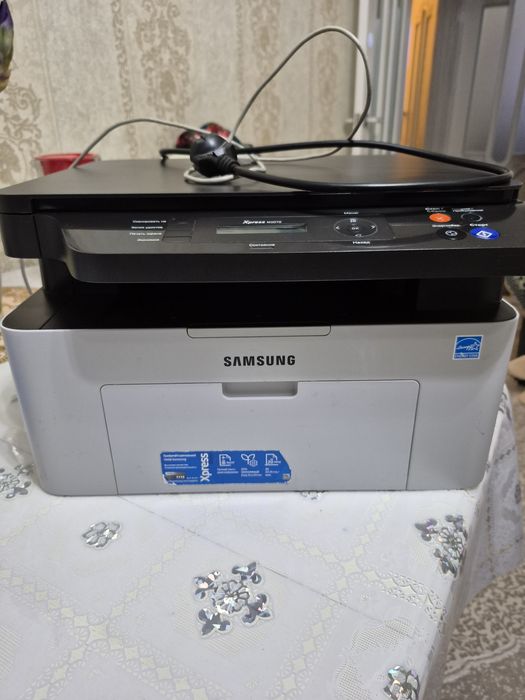 Продаю принтер самсунг