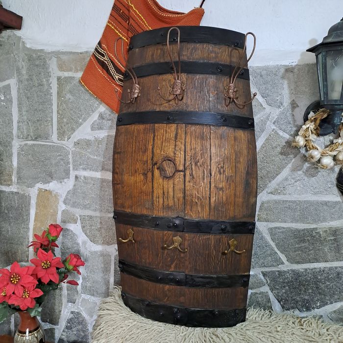 Закачалки от автентични бъчви