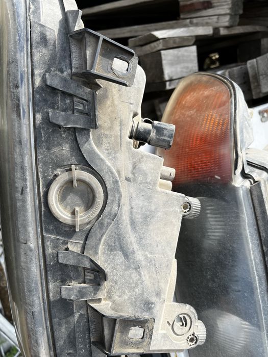 Продам фары BMW e39