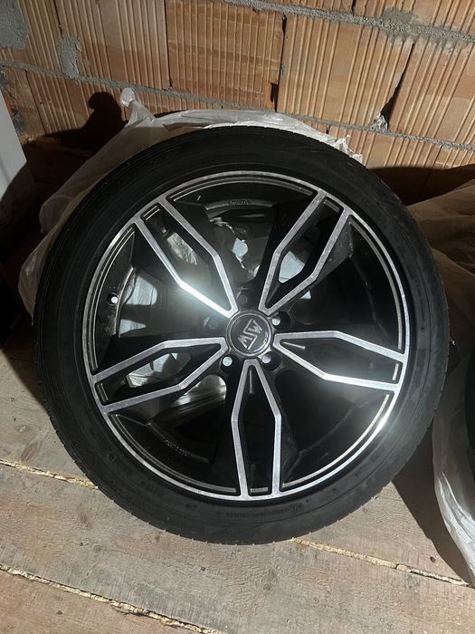 Vand 4 jante aluminiu MZW R18