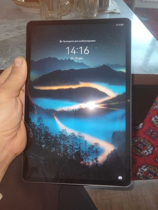 Планшет  HUAWEI  model AG56-W09