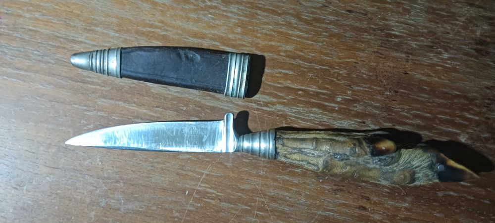 Cuțite de colecție