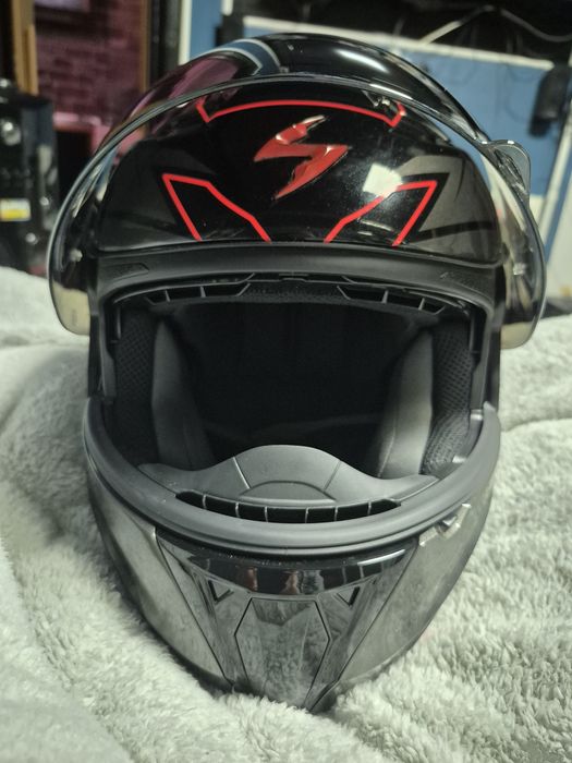 Casca moto Scorpion Exo-920