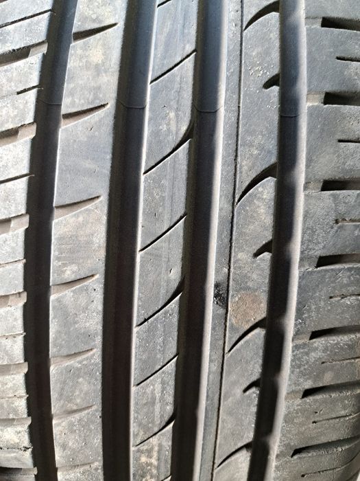 2 anvelope vară 215 55 r17 Hankook