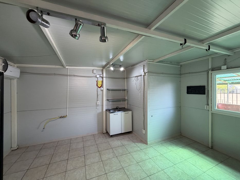 Spatiu comercial de inchiriat, pozitie excelenta, trafic auto si pietonal intens