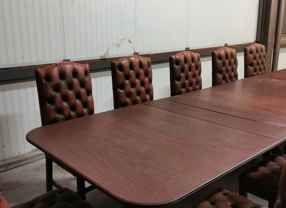 Цената е до 21.08 вкл. Оригинален луксозен комплект 12 Chesterfield стола с маса от махагон