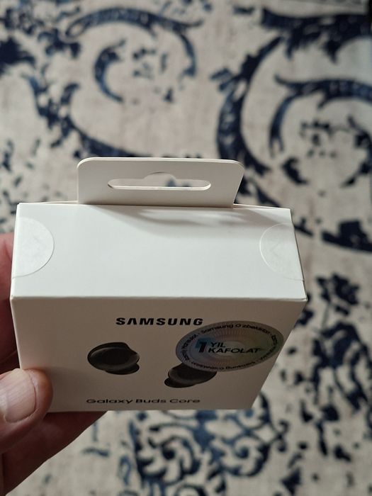 Продам наушники Samsung