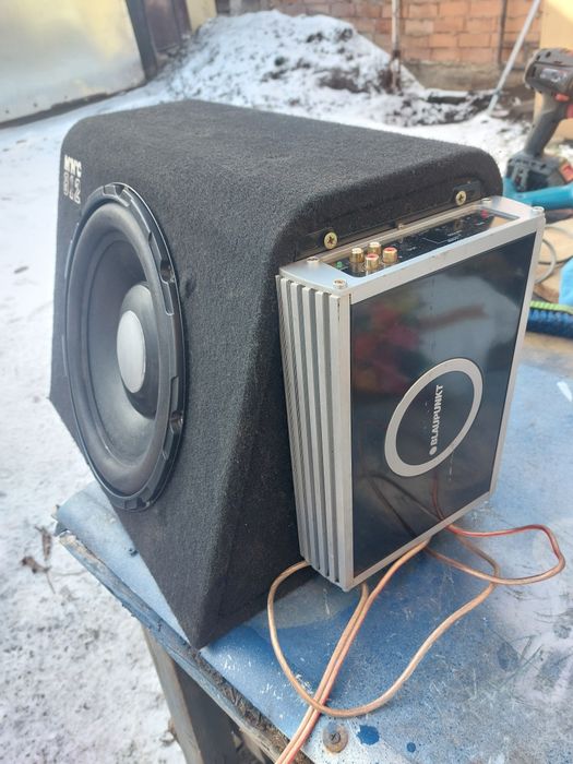 Subwoofer si statie