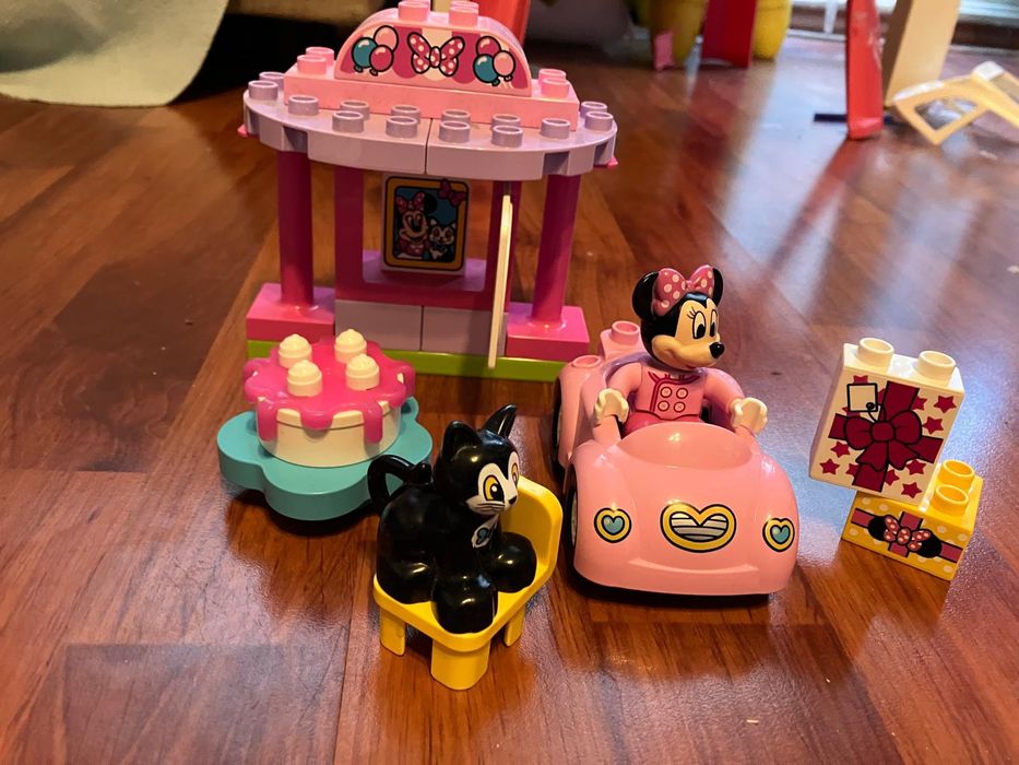LEGO DUPLO Disney Petrecerea lui Minnie 10873