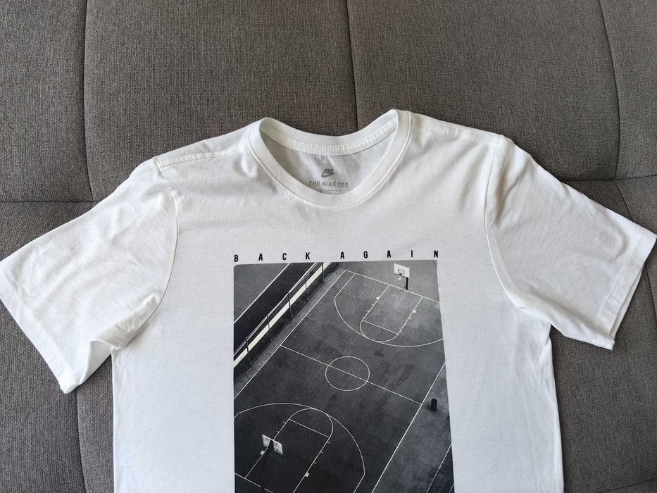 Тениска Nike S-размер