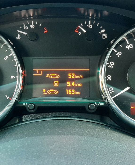 Пежо 5008 2011г 1.6 16 156к. с