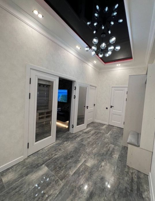 Аренда Яккасарой Ракат новастр 3 ком 8 этаж 10 этажка все ест