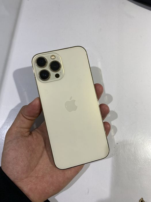 Продам Айфон 13 Про Макс 256гб