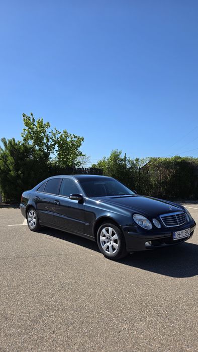 Mercedes E220 W211