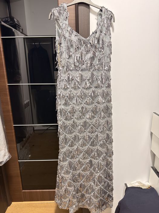 Вечернее платье с декором, премиальный вид