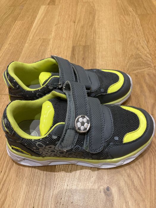 Детски маратонки, подходящи за момче