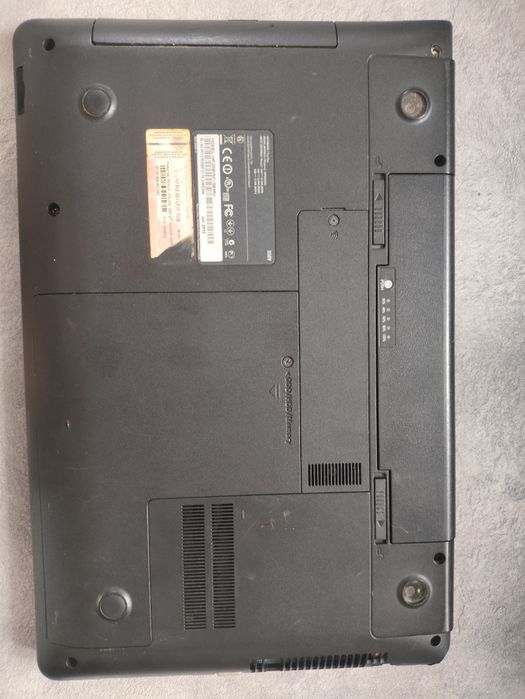 Продам ноутбук самсунг