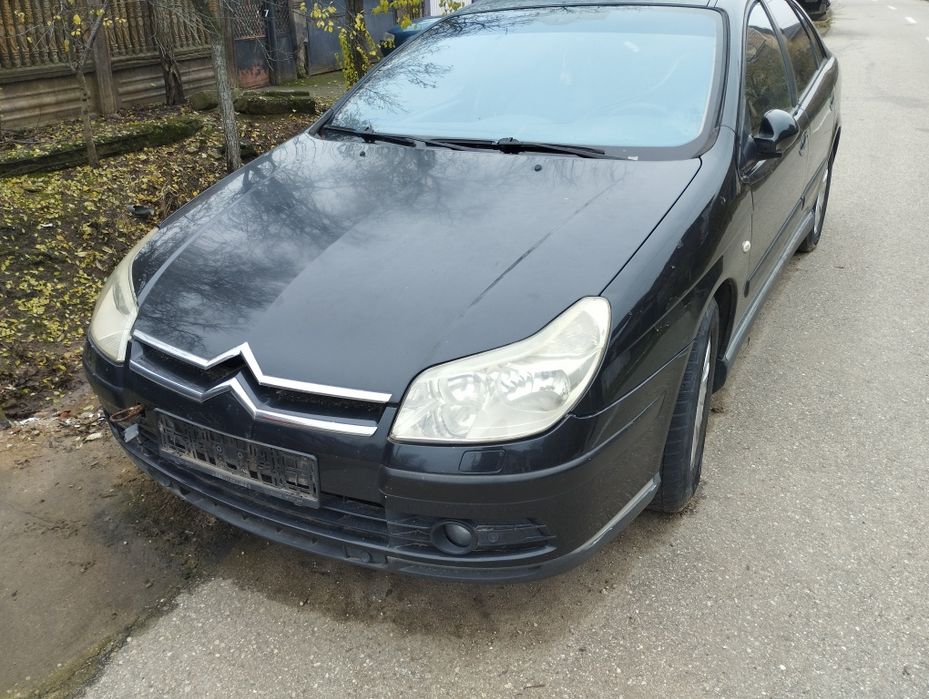 Vând Citroen C5 pentru piese