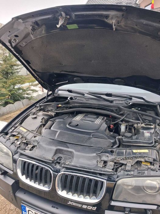 Vand BMW X3 E83 2004 .FaceLift.