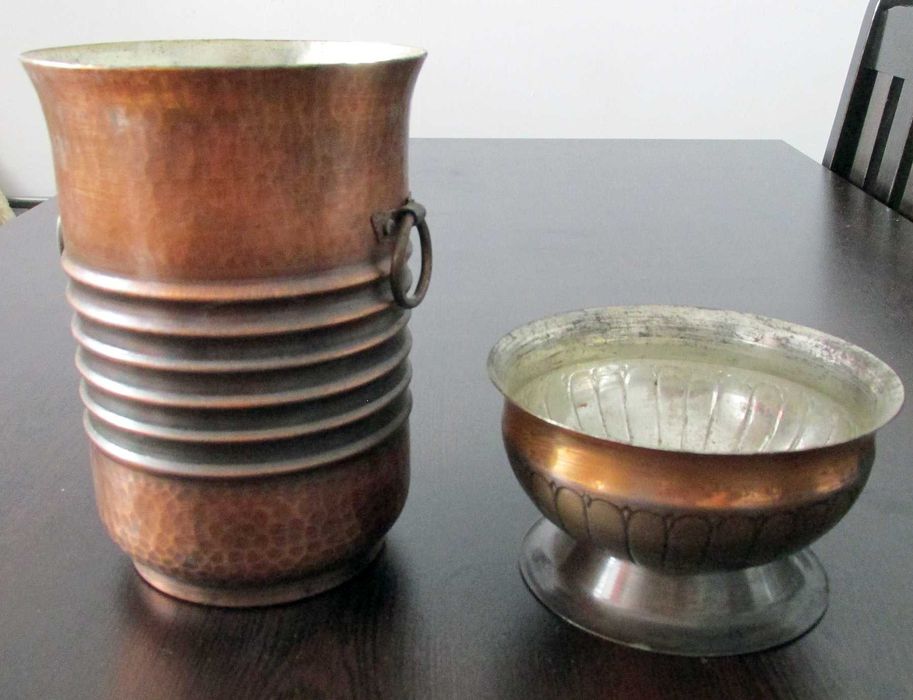 Старинни метални съдчета