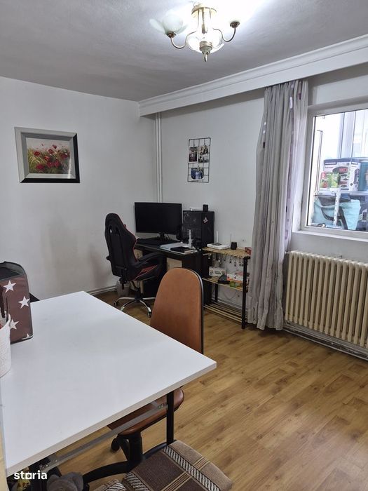 Apartament 2 camere decomandat zona Pacurari