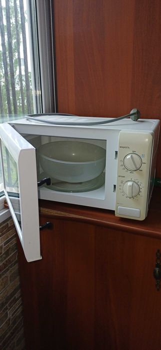 Микроволновая печь