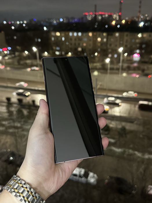 Samsung S22 Ultra 12/256гб