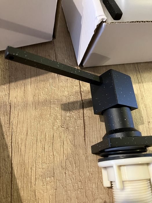 Дозатор за течност Lavello, квадратен (черен графит) 2 броя