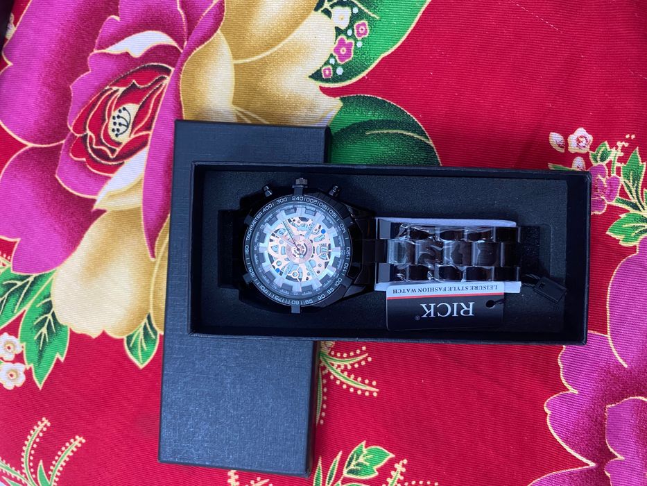 Продать часы мужской