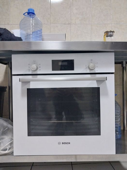 Духовка почти новая