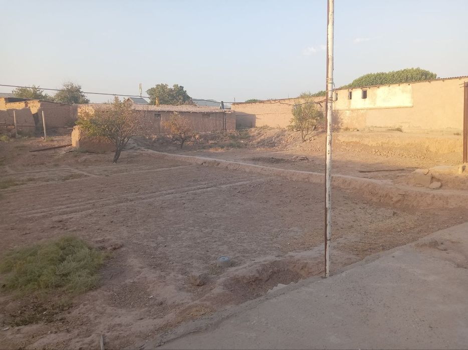 Dakumentlari joyida