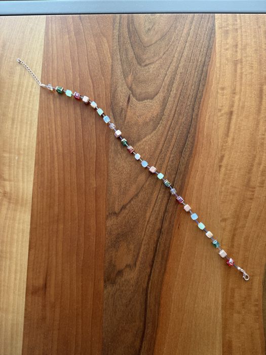 Колие изработено от камъни