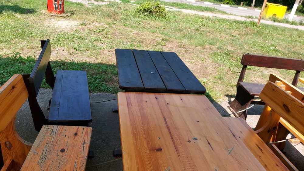 Дървени маси с пейки баварски стил