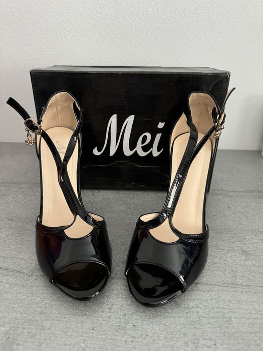 Sandale de lac cu toc cui