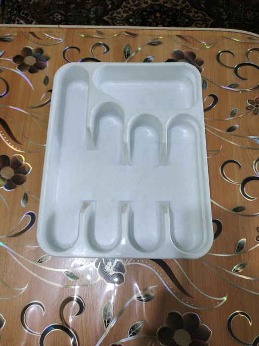 Продам лотки для ложек и вилок