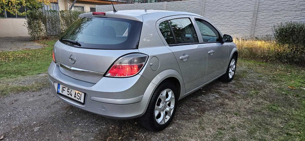 Opel Astra 1.4 benzină + GPL | 2010