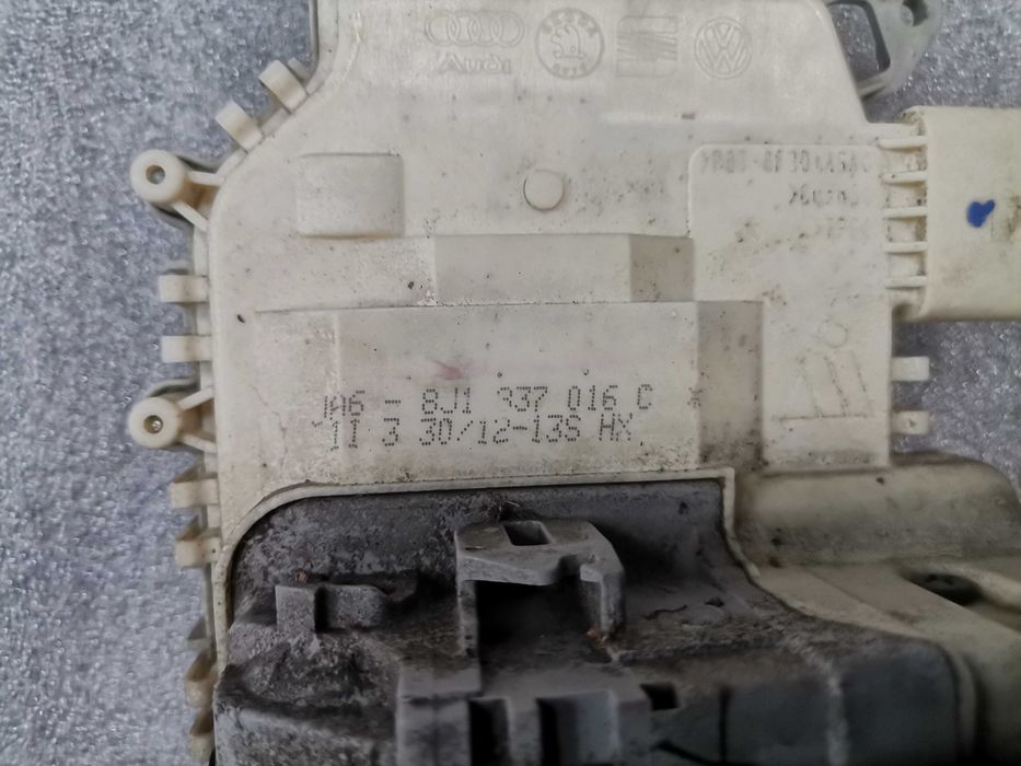 OE Предна Дясна Брава 6 Пина Audi A1 A4 A6 A7 A8 Q3 Q5 Q7 8J1837016C